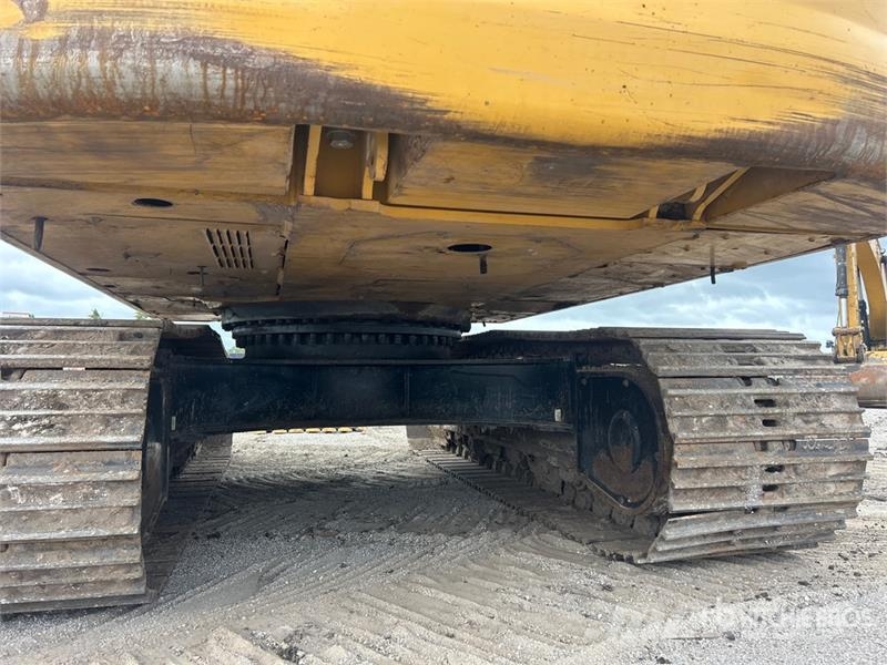 CAT 336 GC Tracked Excavator Rupsgraafmachines
