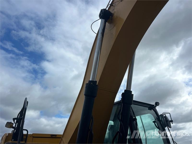 CAT 336 GC Tracked Excavator Rupsgraafmachines
