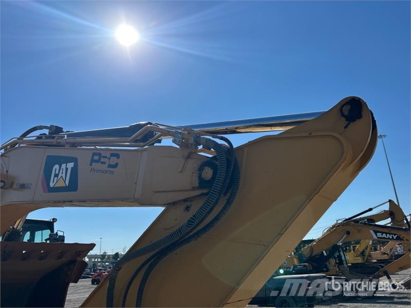 CAT 336 Tracked Excavator Гусеничні екскаватори
