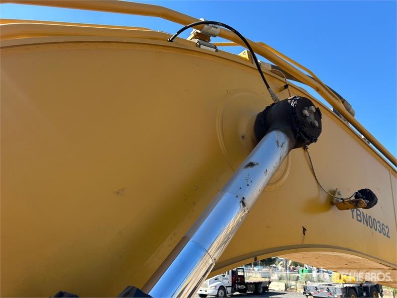 CAT 336 Tracked Excavator Гусеничні екскаватори