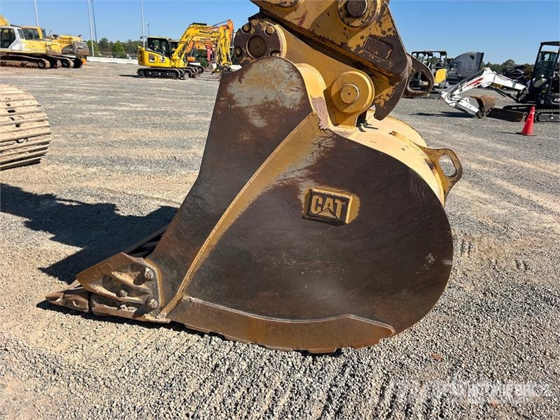 CAT 336 Tracked Excavator Гусеничні екскаватори