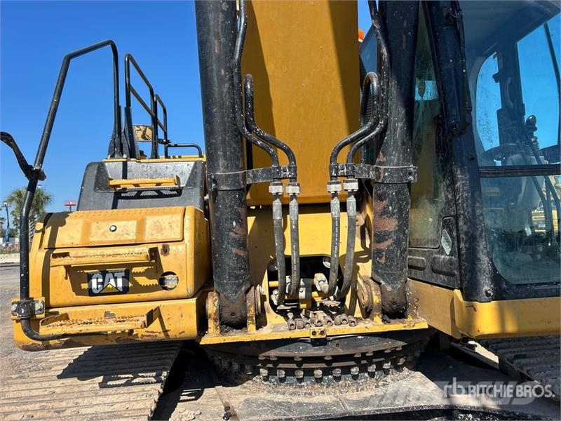 CAT 336 Tracked Excavator Гусеничні екскаватори