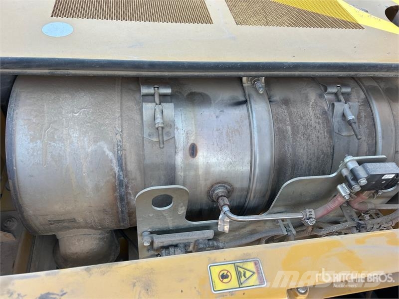CAT 336 Tracked Excavator Гусеничні екскаватори