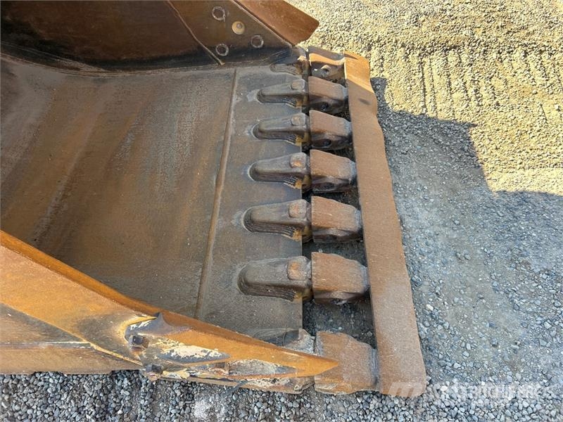 CAT 336 Tracked Excavator Гусеничні екскаватори
