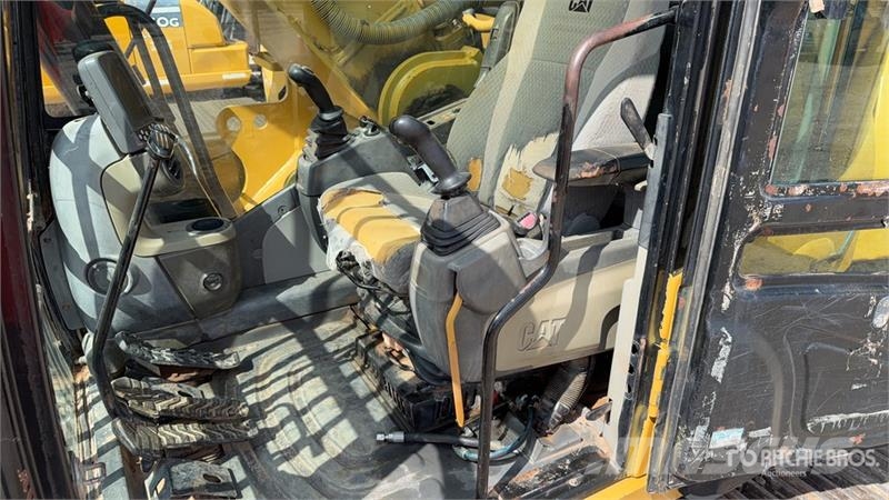 CAT 336DL Tracked Excavator Bagri goseničarji