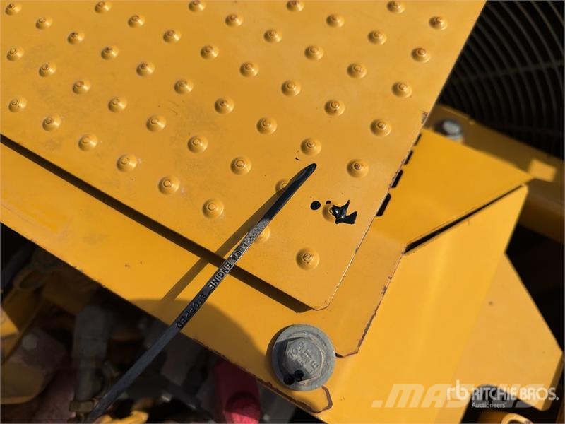 CAT 336DL Tracked Excavator Bagri goseničarji