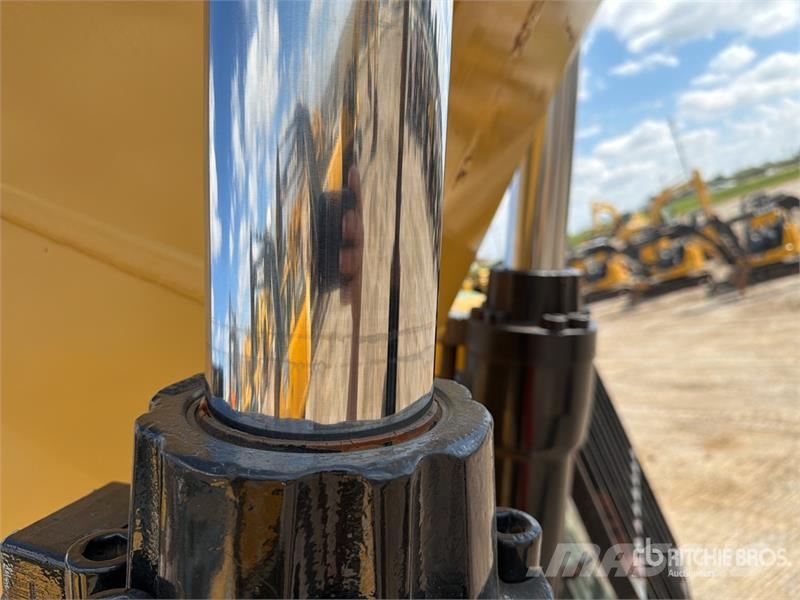 CAT 336DL Tracked Excavator Bagri goseničarji