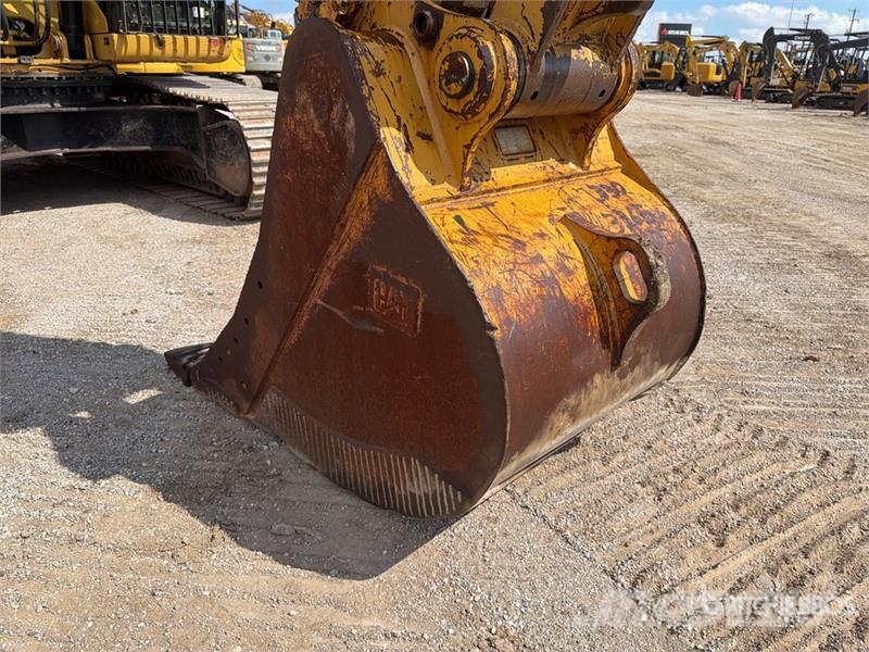 CAT 336DL Tracked Excavator Bagri goseničarji