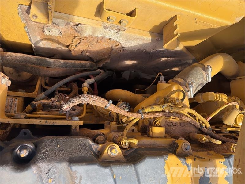 CAT 336DL Tracked Excavator Bagri goseničarji
