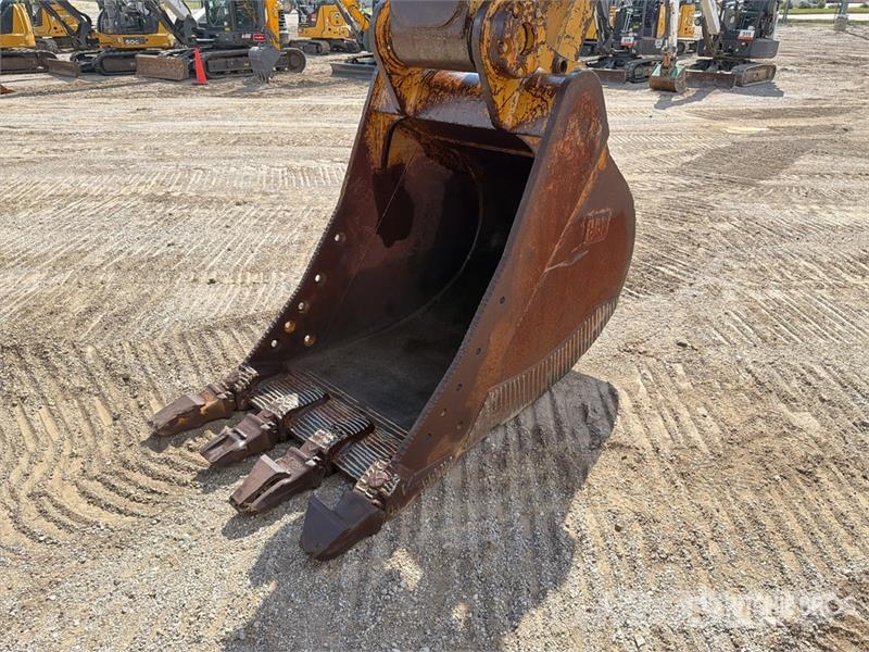 CAT 336DL Tracked Excavator Bagri goseničarji