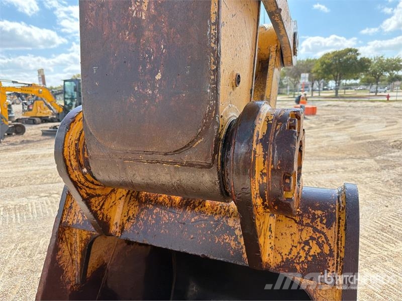 CAT 336DL Tracked Excavator Bagri goseničarji