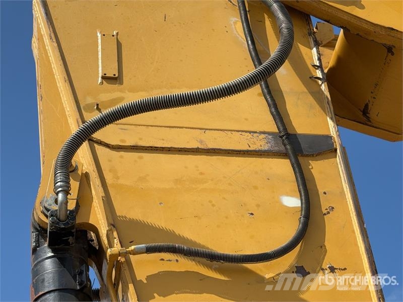 CAT 336DL Tracked Excavator Bagri goseničarji