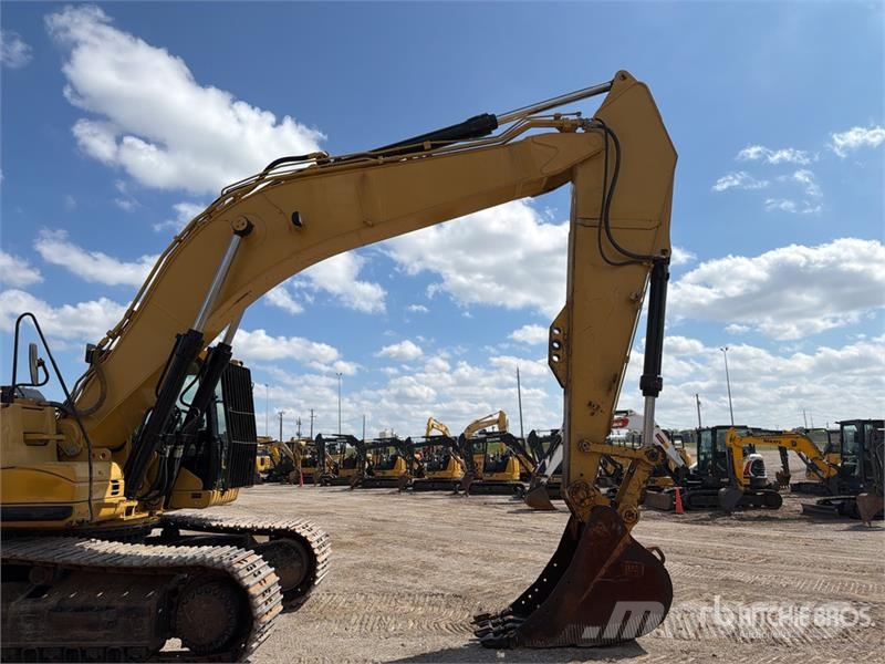 CAT 336DL Tracked Excavator Bagri goseničarji