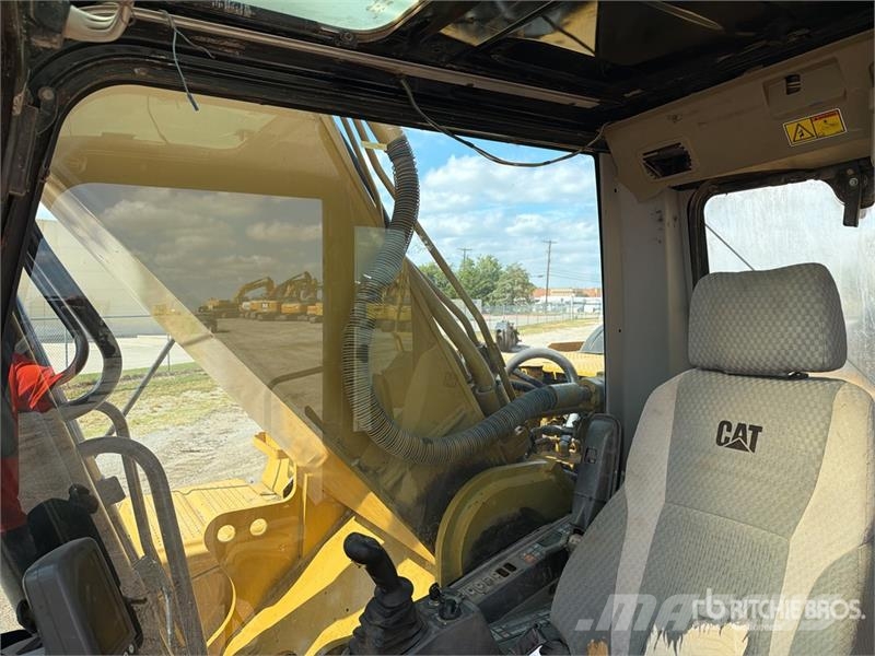 CAT 336DL Tracked Excavator Bagri goseničarji