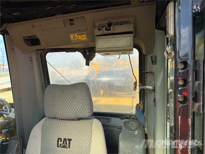 CAT 336DL Tracked Excavator Bagri goseničarji