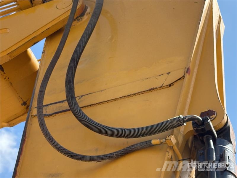 CAT 336DL Tracked Excavator Bagri goseničarji