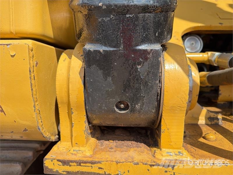 CAT 336DL Tracked Excavator Bagri goseničarji