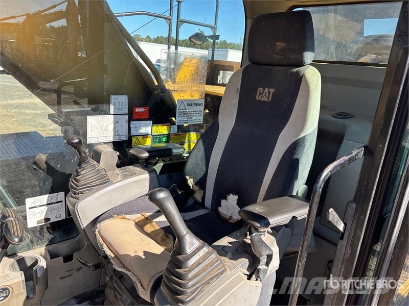 CAT 336E L Tracked Excavator Kāpurķēžu ekskavatori