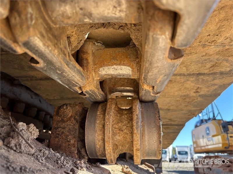 CAT 336E L Tracked Excavator Kāpurķēžu ekskavatori