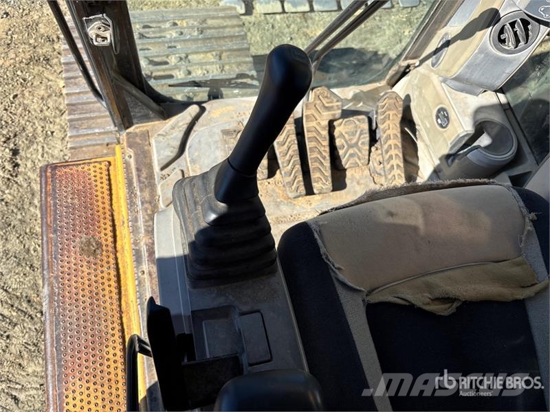 CAT 336E L Tracked Excavator Kāpurķēžu ekskavatori