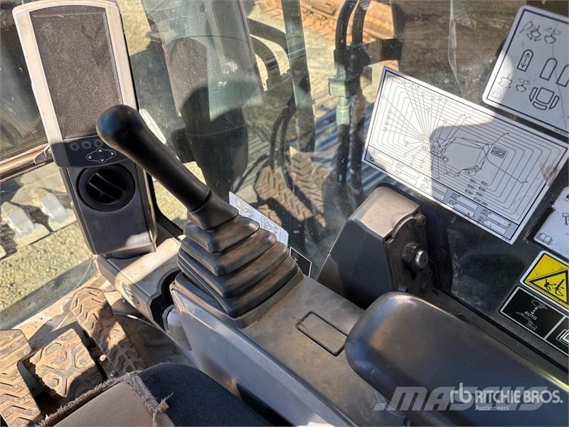 CAT 336E L Tracked Excavator Kāpurķēžu ekskavatori