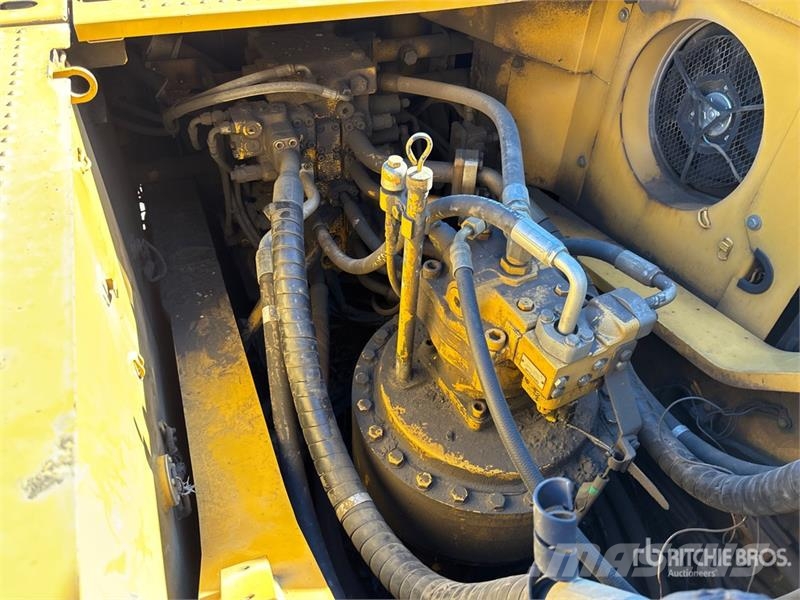 CAT 336E L Tracked Excavator Kāpurķēžu ekskavatori