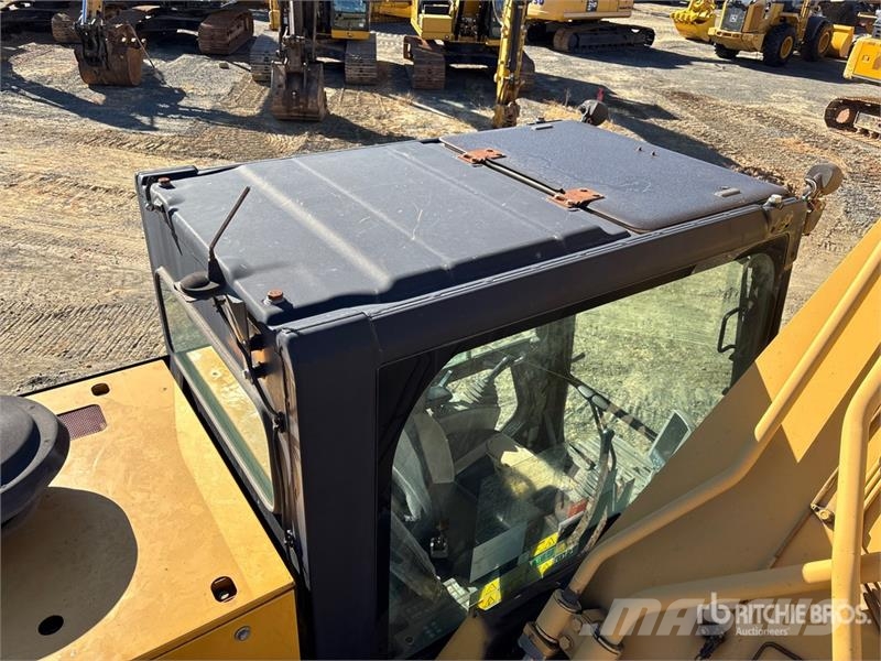 CAT 336E L Tracked Excavator Kāpurķēžu ekskavatori