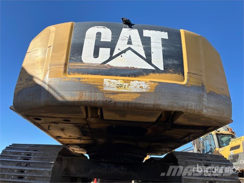 CAT 336E L Tracked Excavator Kāpurķēžu ekskavatori