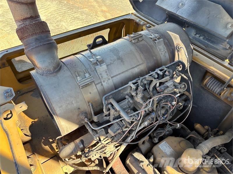 CAT 336E L Tracked Excavator Kāpurķēžu ekskavatori