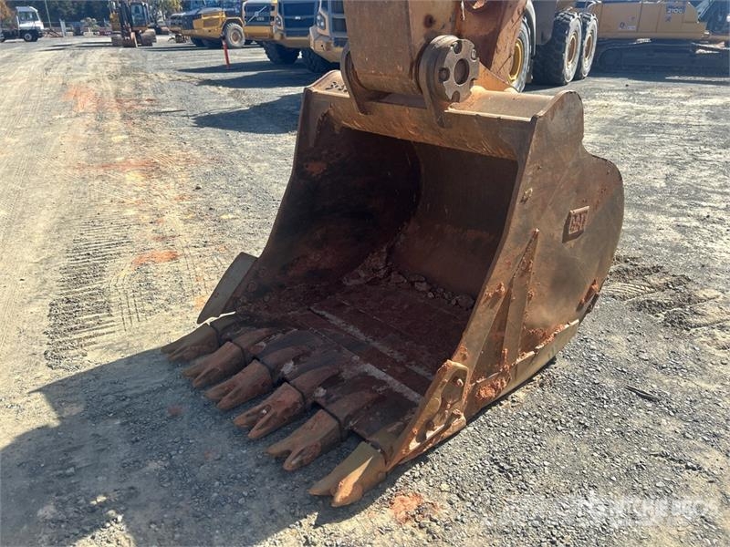 CAT 336F L Tracked Excavator Roomikekskavaatorid