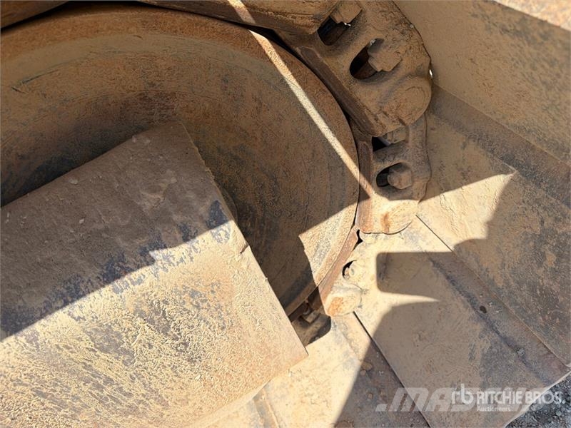 CAT 336F L Tracked Excavator Bagri goseničarji