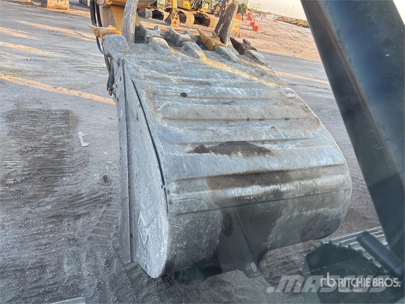 CAT 336F L Tracked Excavator Raupenbagger