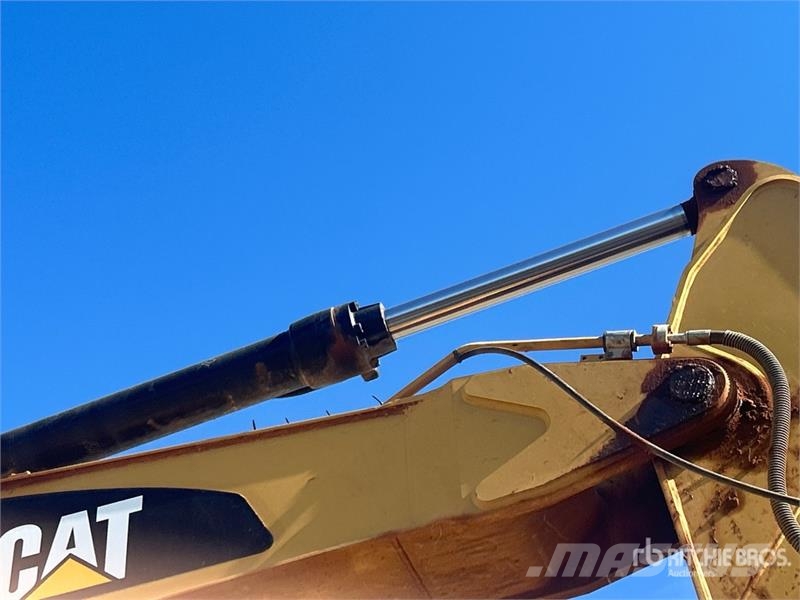 CAT 336F L Tracked Excavator Roomikekskavaatorid
