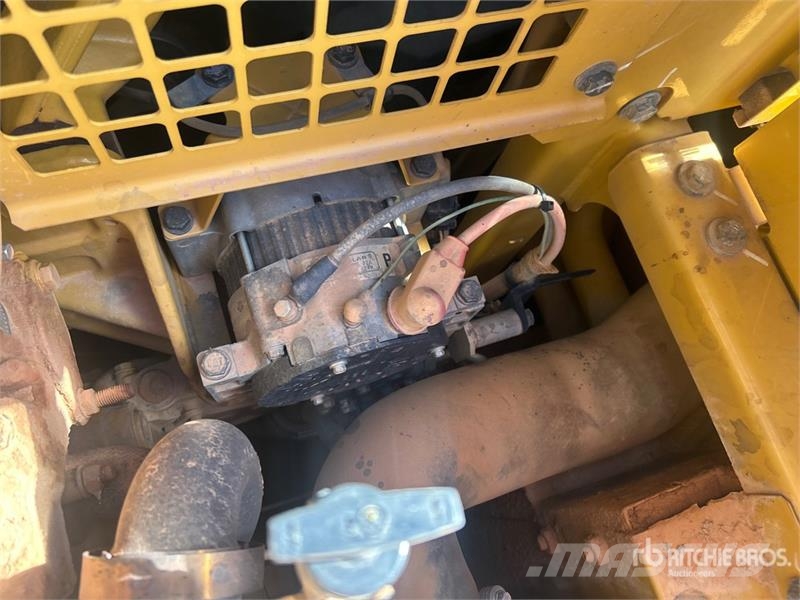 CAT 336F L Tracked Excavator Roomikekskavaatorid