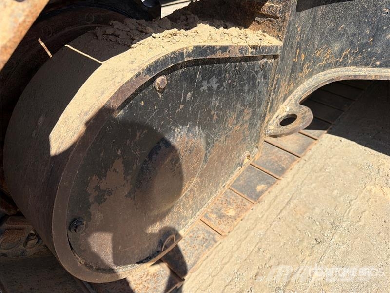 CAT 336F L Tracked Excavator Bagri goseničarji