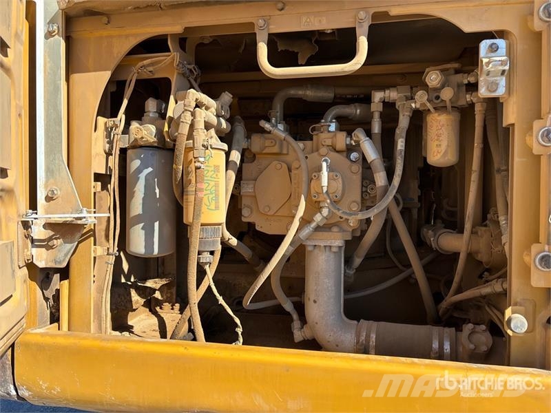 CAT 336F L Tracked Excavator Crawler excavators