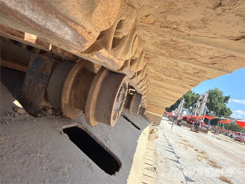 CAT 336F L Tracked Excavator Bagri goseničarji