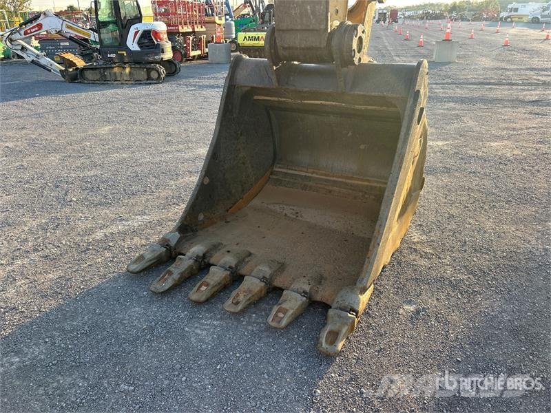 CAT 336F L Tracked Excavator Crawler excavators