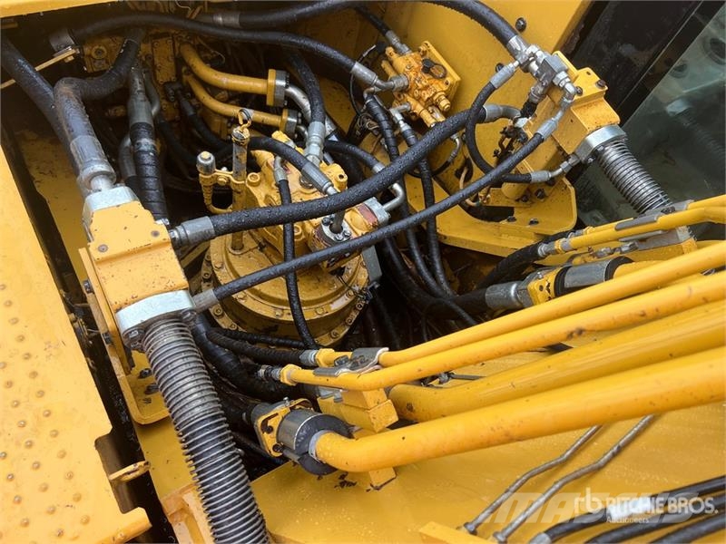 CAT 336F L Tracked Excavator Raupenbagger