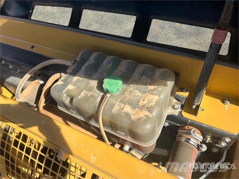 CAT 336F L Tracked Excavator Roomikekskavaatorid