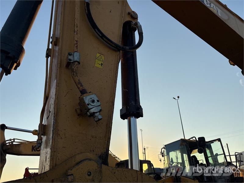 CAT 336F L Tracked Excavator Raupenbagger