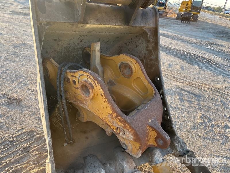 CAT 336F L Tracked Excavator Raupenbagger