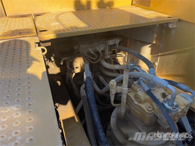 CAT 336F L Tracked Excavator Гусеничні екскаватори