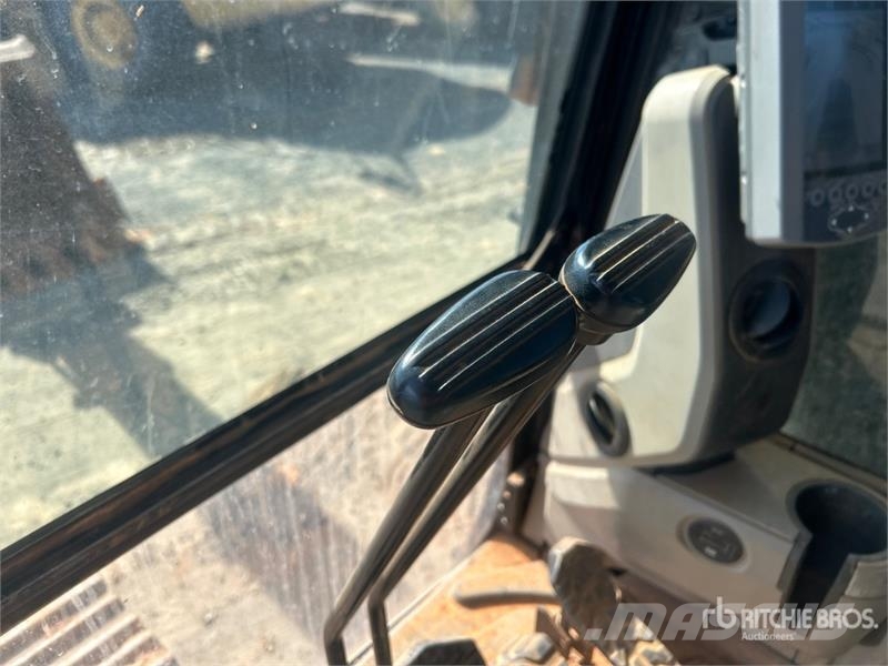 CAT 336F L Tracked Excavator Roomikekskavaatorid