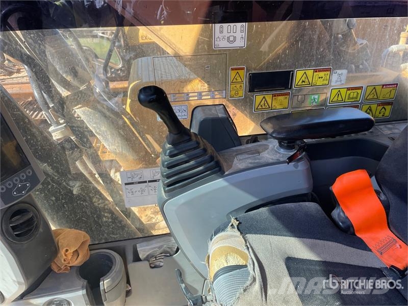 CAT 336F L Tracked Excavator Гусеничні екскаватори