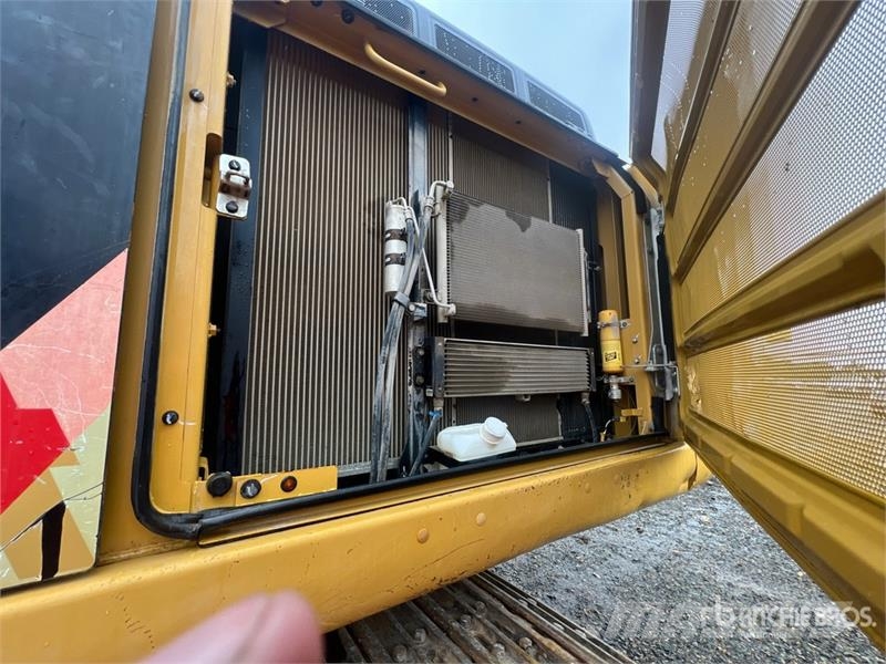 CAT 336F L Tracked Excavator Raupenbagger