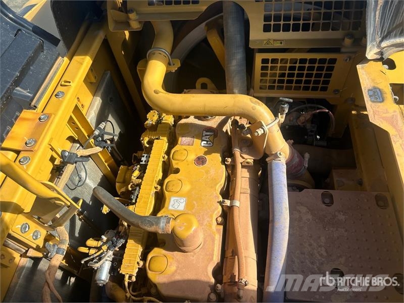 CAT 336F L Tracked Excavator Roomikekskavaatorid