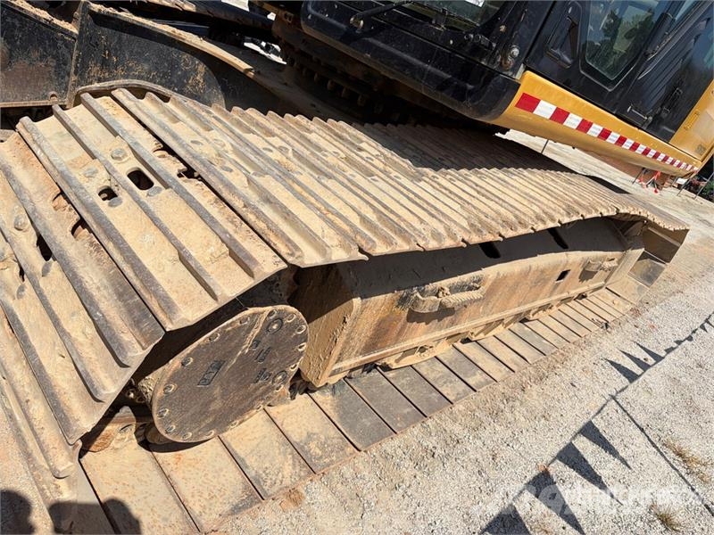 CAT 336F L Tracked Excavator Bagri goseničarji