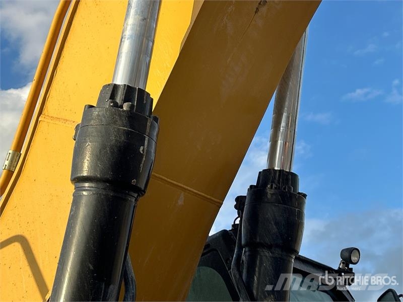 CAT 336F L Tracked Excavator Escavatori cingolati