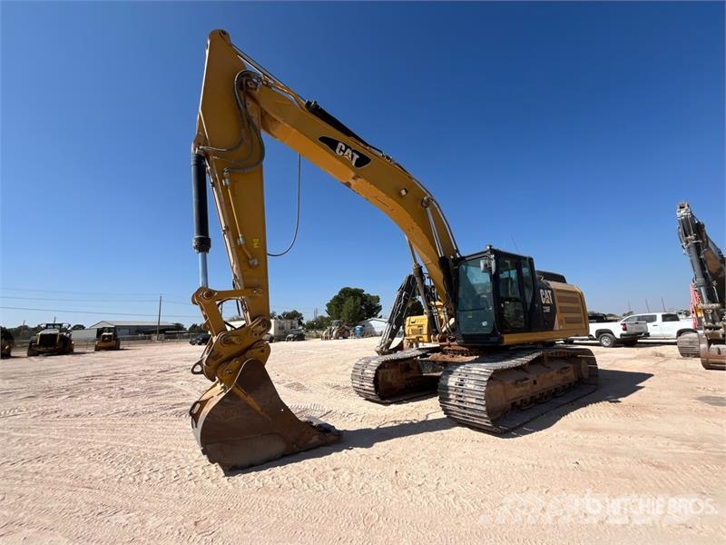 CAT 336F L Tracked Excavator Pásová rýpadla